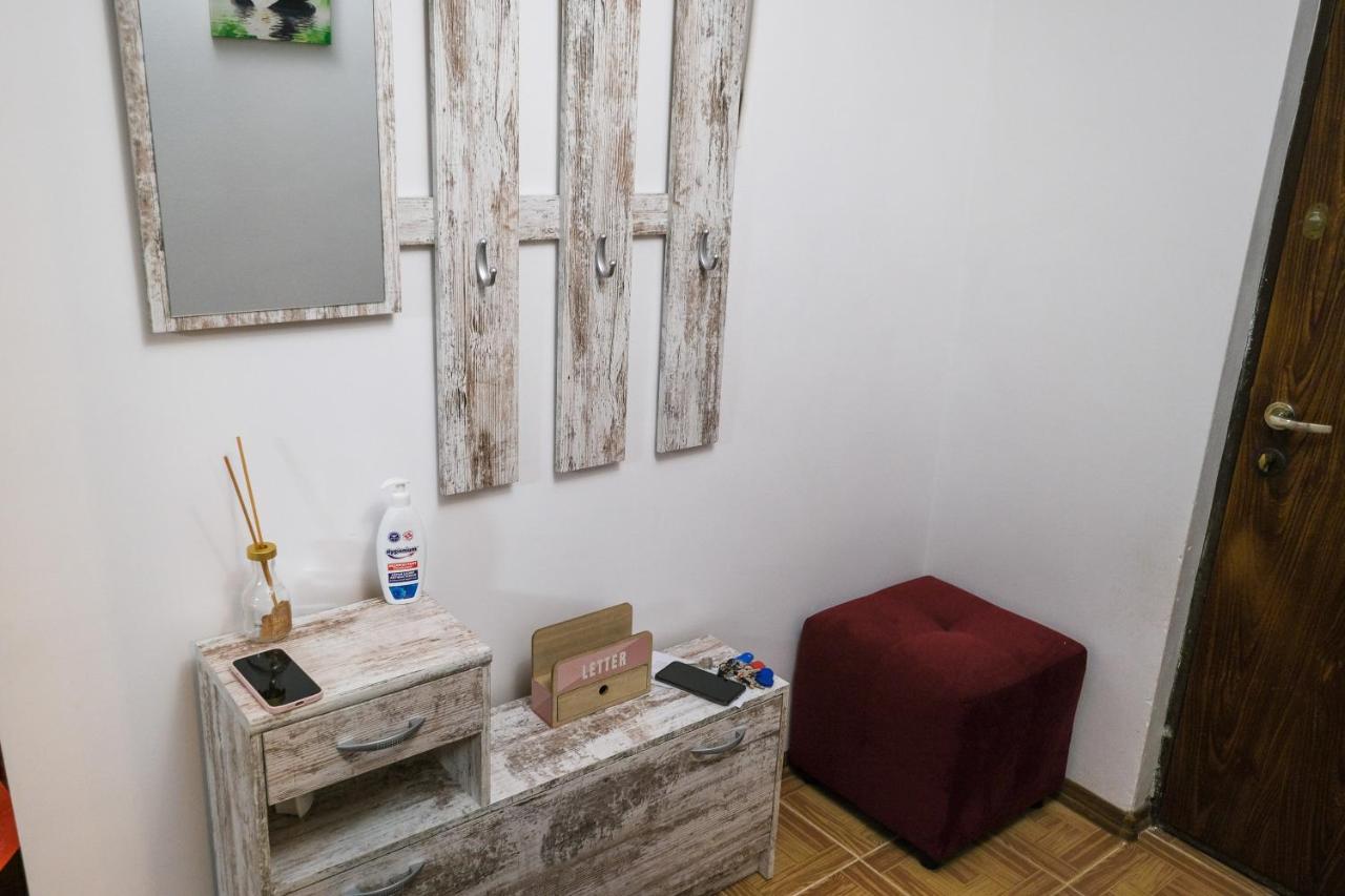 Stella'S Cozy Home Balotesti Exteriör bild